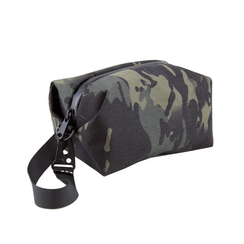 Dopp kit toiletry bag